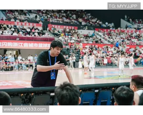 热议杭州排球队快速变革背后的训练理念与团队协作探索 热议杭州排球队快速变革背后的训练理念与团队协作探索