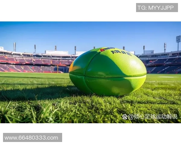 探索成都足球队中路突破战术体系的创新与实践 探索成都足球队中路突破战术体系的创新与实践