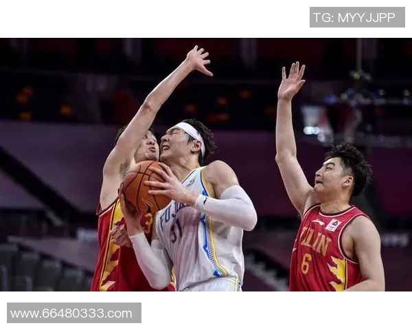 实时新闻南京篮球队节奏对比分析战术风格与比赛表现的深度探讨 实时新闻南京篮球队节奏对比分析战术风格与比赛表现的深度探讨